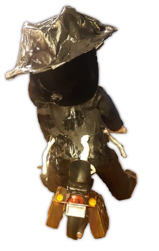 אופנוען מאחורה